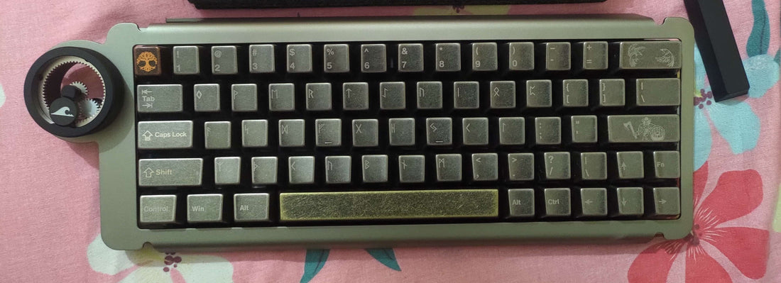 Are Keycaps Universal? How To Know What Keycaps Fit Your Keyboard?