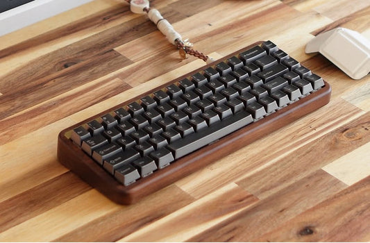How to Choose a Silent Keyboard That’s Perfect for Working