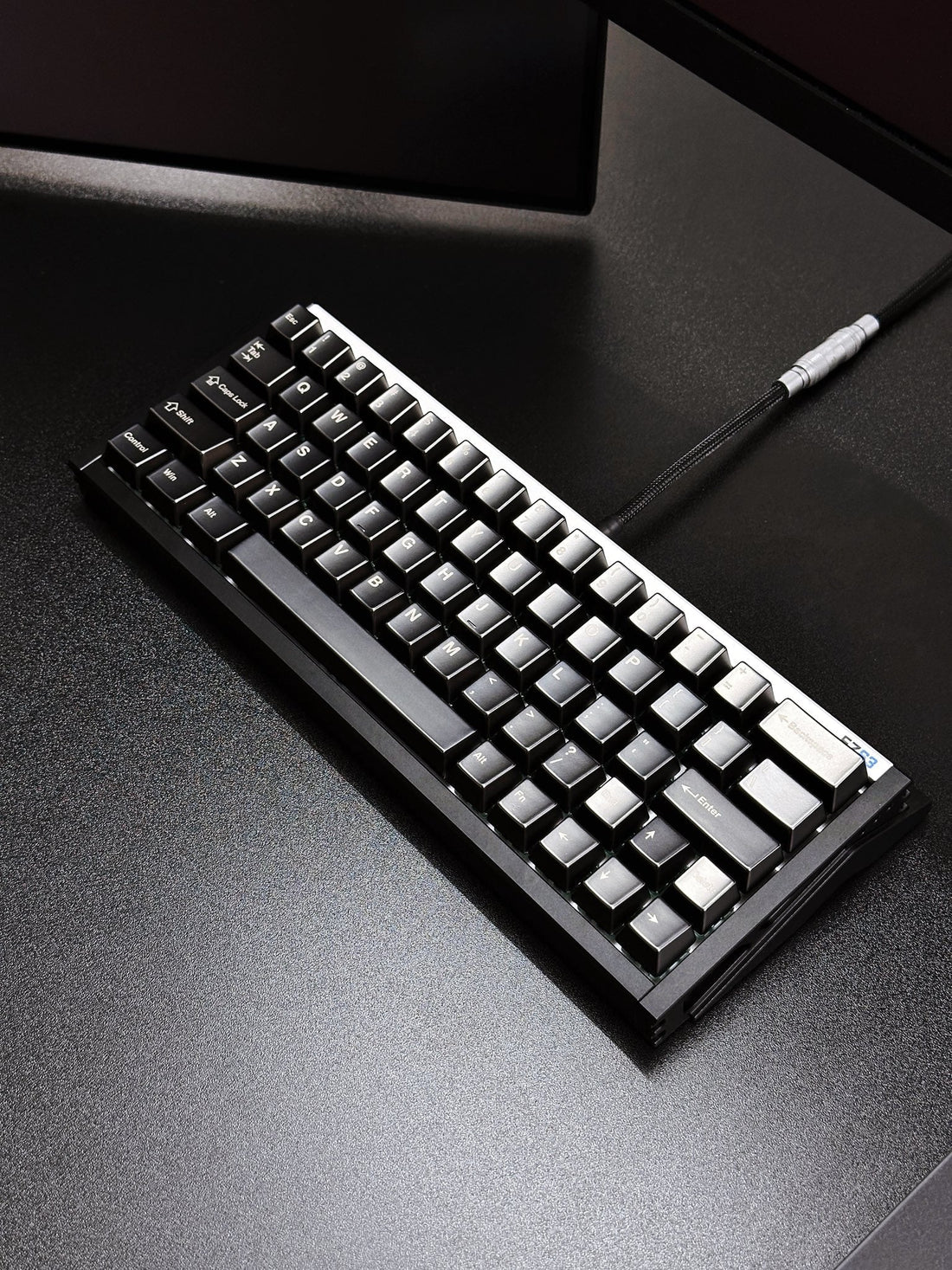 Achieving Thocky Gaming Sound: The Science Behind Copper and Titanium Metal Keycaps