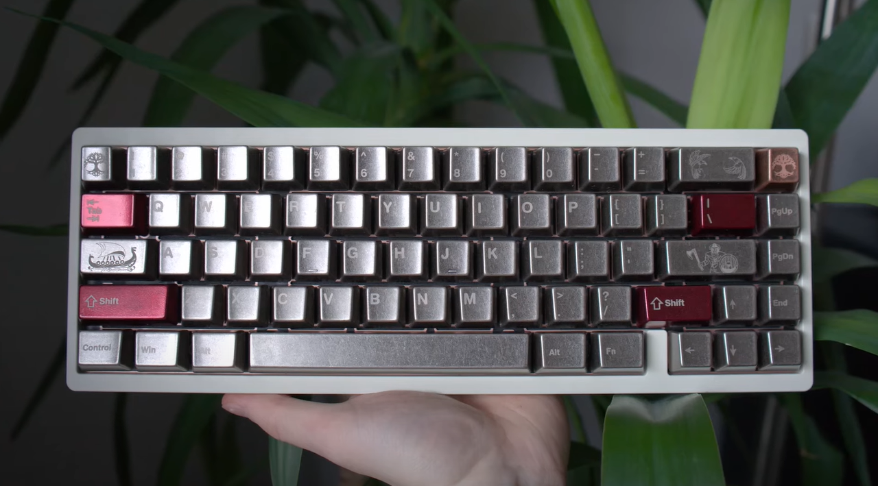 Keyboard Mod Hand Customizing Your Mechanical Keyboard: Keycaps, Mods, and Personalizati ...