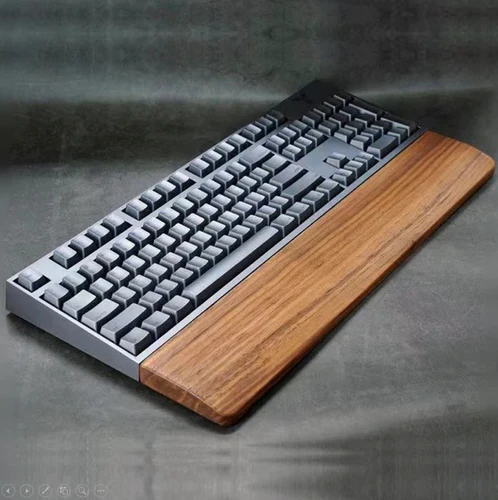 The Durability and Comfort of Wooden Wrist Rests: Why You Should Consider One for Your Setup